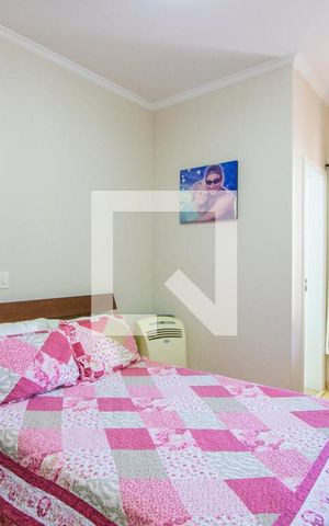 Casa à venda com 182m², 3 quartos e 4 vagasQuarto 2 - Suíte