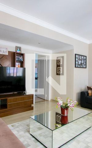 Casa à venda com 182m², 3 quartos e 4 vagasSala