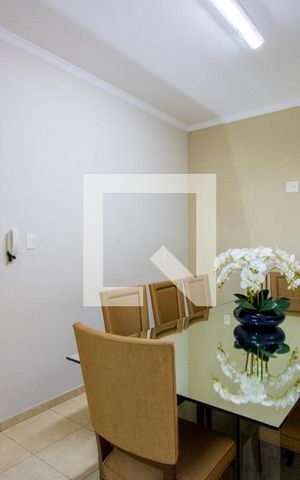 Casa à venda com 182m², 3 quartos e 4 vagasCopa