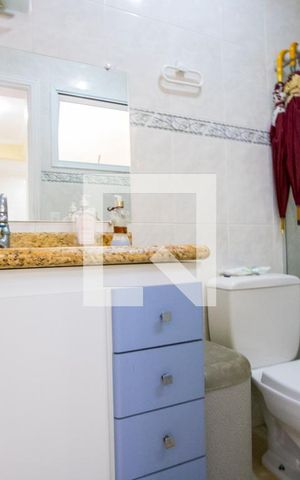 Casa à venda com 182m², 3 quartos e 4 vagasBanheiro de serviço