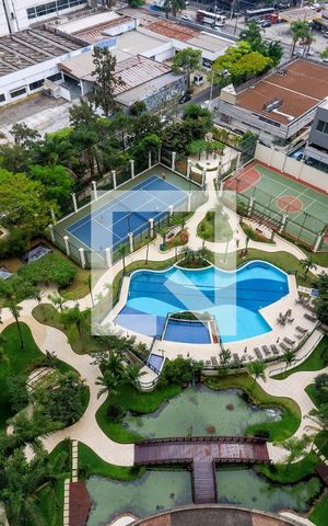 Apartamento à venda com 205m², 3 quartos e 4 vagas Apartamento à venda com 205m², 3 quartos e 4 vagasVista da Sacada