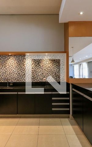 Apartamento à venda com 205m², 3 quartos e 4 vagas Apartamento à venda com 205m², 3 quartos e 4 vagasÁrea comum - Salão de festas