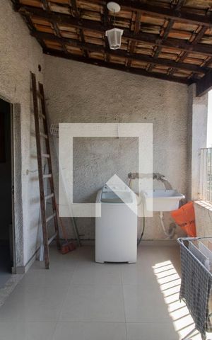 Casa de condomínio à venda com 210m², 3 quartos e 1 vaga Casa de condomínio à venda com 210m², 3 quartos e 1 vagaÁrea de Serviço