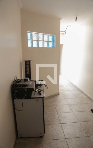 Casa à venda com 225m², 5 quartos e 2 vagas Casa à venda com 225m², 5 quartos e 2 vagasÁrea comum