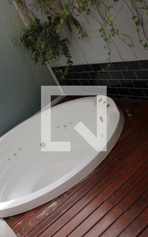 Studio à venda com 48m², 1 quarto e 1 vagaÁrea comum 