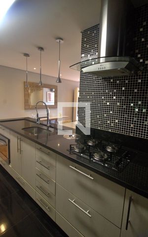 Apartamento para alugar com 96m², 3 quartos e 2 vagasCozinha