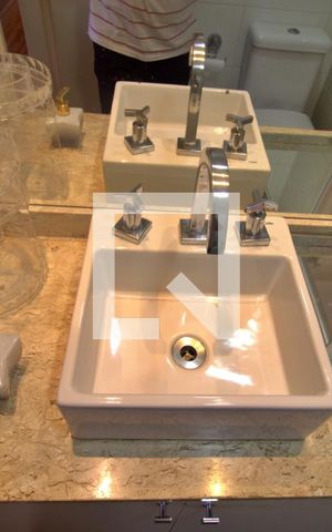 Apartamento para alugar com 96m², 3 quartos e 2 vagasBanheiro da Suíte 1