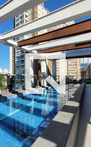 Studio à venda com 28m², 1 quarto e sem vaga Studio à venda com 28m², 1 quarto e sem vagaÁrea comum - Piscina