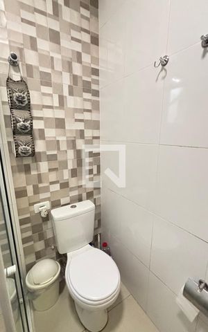 Apartamento à venda com 82m², 2 quartos e 1 vaga Apartamento à venda com 82m², 2 quartos e 1 vagaBanheiro