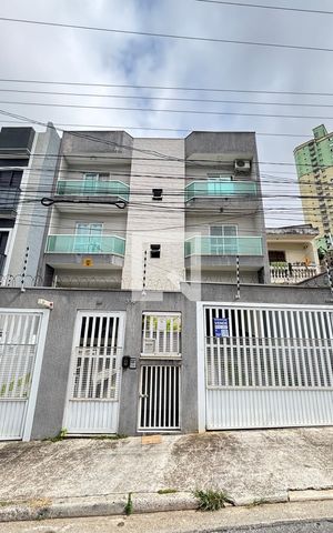 Apartamento à venda com 82m², 2 quartos e 1 vaga Apartamento à venda com 82m², 2 quartos e 1 vagaFachada e Placa