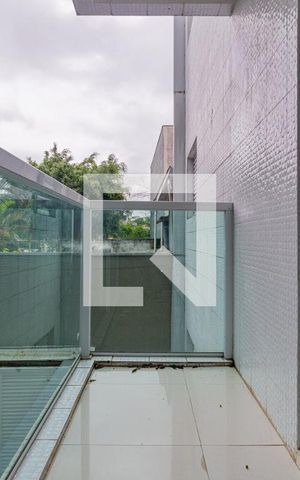 Apartamento para alugar com 30m², 1 quarto e sem vaga Apartamento para alugar com 30m², 1 quarto e sem vagaVaranda da Sala