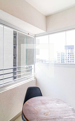 Studio à venda com 31m², 1 quarto e 1 vaga Studio à venda com 31m², 1 quarto e 1 vagaStudio - Varanda
