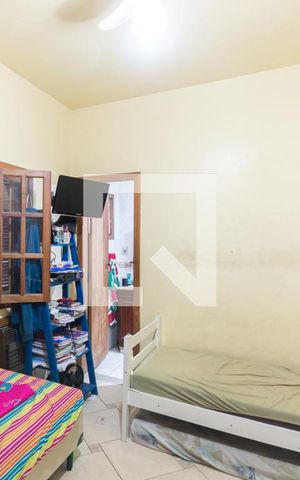 Casa à venda com 250m², 5 quartos e 1 vagaSuíte 1 (primeiro andar)