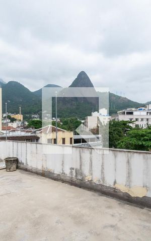 Casa à venda com 250m², 5 quartos e 1 vagaTerraço