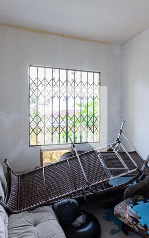 Casa à venda com 250m², 5 quartos e 1 vagaQuarto 3 (terceiro andar)