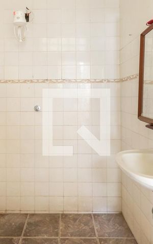 Casa à venda com 250m², 5 quartos e 1 vagaBanheiro 3 (terceiro andar)