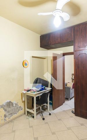 Casa à venda com 250m², 5 quartos e 1 vagaSuíte 1 (primeiro andar)