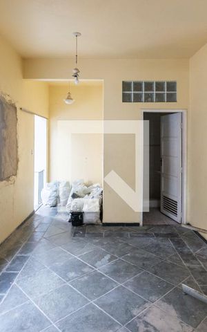 Casa à venda com 250m², 5 quartos e 1 vagaSala 3 (terceiro andar)