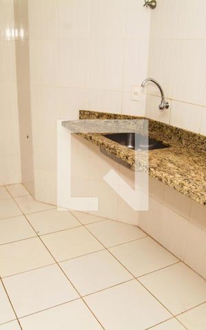 Apartamento à venda com 58m², 2 quartos e 1 vaga Apartamento à venda com 58m², 2 quartos e 1 vagaCozinha e Área de Serviço