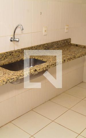 Apartamento à venda com 58m², 2 quartos e 1 vaga Apartamento à venda com 58m², 2 quartos e 1 vagaCozinha e Área de Serviço