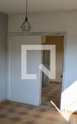Casa à venda com 450m², 6 quartos e 2 vagas Casa à venda com 450m², 6 quartos e 2 vagasSala - Casa 2