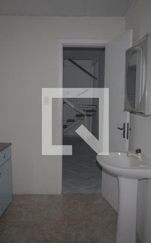 Casa à venda com 260m², 5 quartos e 4 vagasBanheiro 2 casa 2