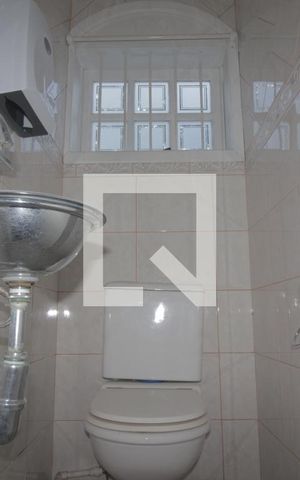 Casa à venda com 260m², 5 quartos e 4 vagasLavabo casa 2
