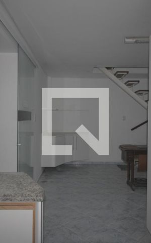 Casa à venda com 260m², 5 quartos e 4 vagasCozinha casa 2