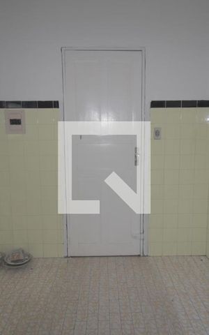 Casa à venda com 260m², 5 quartos e 4 vagasCozinha e Área de Serviço