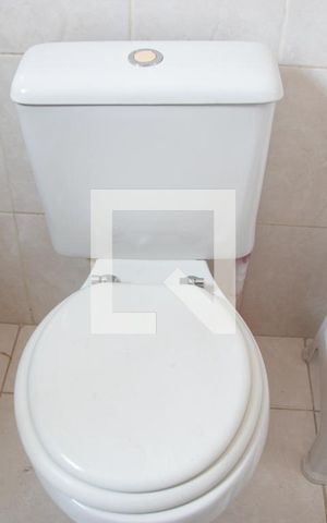 Casa de condomínio à venda com 74m², 2 quartos e 1 vagaBanheiro do Quarto 2