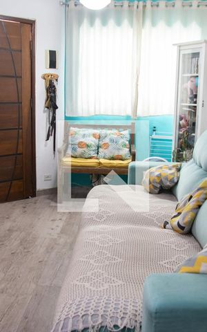 Casa de condomínio à venda com 74m², 2 quartos e 1 vagaSala