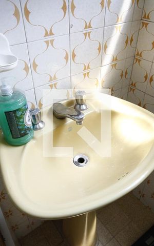 Apartamento à venda com 49m², 1 quarto e sem vagaBanheiro