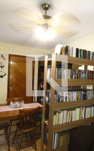 Apartamento à venda com 49m², 1 quarto e sem vagaSala