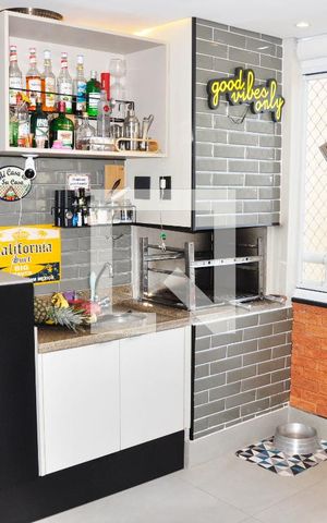 Apartamento à venda com 87m², 2 quartos e 1 vaga Apartamento à venda com 87m², 2 quartos e 1 vagaSala