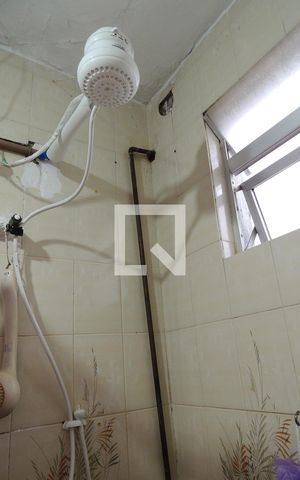 Apartamento à venda com 70m², 2 quartos e 1 vaga Apartamento à venda com 70m², 2 quartos e 1 vagaBanheiro