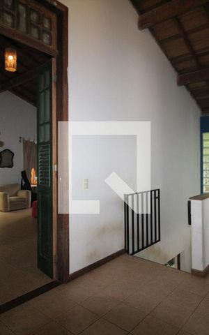 Casa de condomínio à venda com 500m², 4 quartos e 5 vagasCorredor