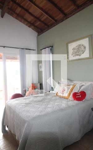 Casa de condomínio à venda com 500m², 4 quartos e 5 vagasSuíte 1
