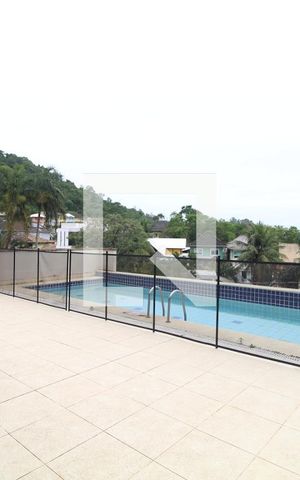 Casa de condomínio à venda com 500m², 4 quartos e 5 vagasÁrea externa - Piscina