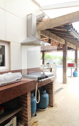 Casa de condomínio à venda com 500m², 4 quartos e 5 vagasÁrea externa -Churrasqueira