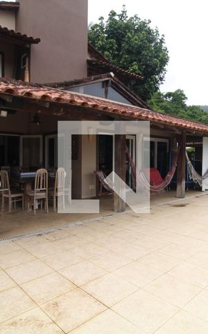 Casa de condomínio à venda com 500m², 4 quartos e 5 vagasÁrea externa - Piscina