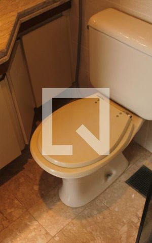 Apartamento à venda com 130m², 3 quartos e 2 vagasBanheiro da Suíte 1