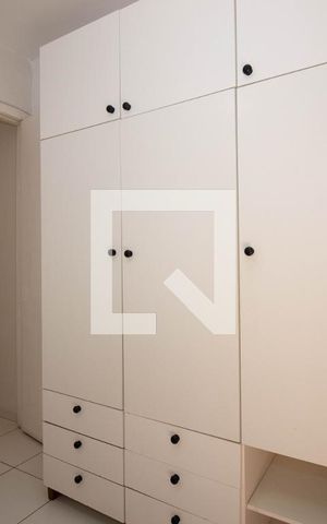 Studio para alugar com 28m², 1 quarto e sem vaga Studio para alugar com 28m², 1 quarto e sem vagaQuarto