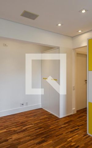 Apartamento para alugar com 126m², 2 quartos e 1 vaga Apartamento para alugar com 126m², 2 quartos e 1 vagaEscritório