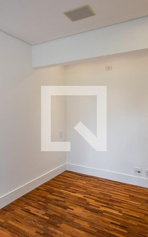 Apartamento para alugar com 126m², 2 quartos e 1 vaga Apartamento para alugar com 126m², 2 quartos e 1 vagaEscritório