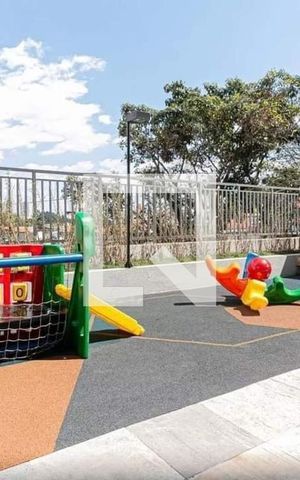 Apartamento à venda com 33m², 2 quartos e sem vagaÁrea comum
