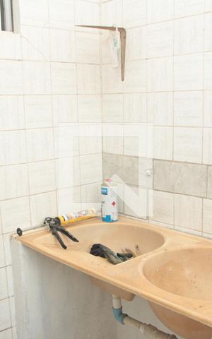 Casa para alugar com 95m², 3 quartos e 1 vagaÁrea de Serviço