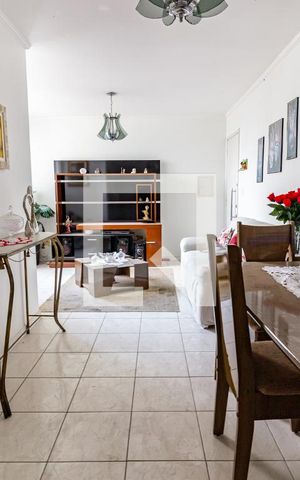 Apartamento à venda com 68m², 2 quartos e 1 vaga Apartamento à venda com 68m², 2 quartos e 1 vagaSala