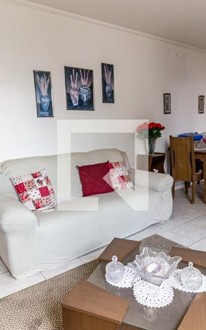 Apartamento à venda com 68m², 2 quartos e 1 vaga Apartamento à venda com 68m², 2 quartos e 1 vagaSala