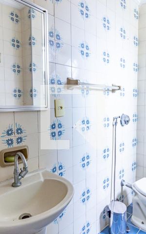 Apartamento à venda com 68m², 2 quartos e 1 vaga Apartamento à venda com 68m², 2 quartos e 1 vagaBanheiro