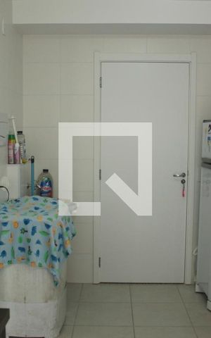 Apartamento à venda com 28m², 1 quarto e sem vagaSala/Cozinha/Área de Serviço